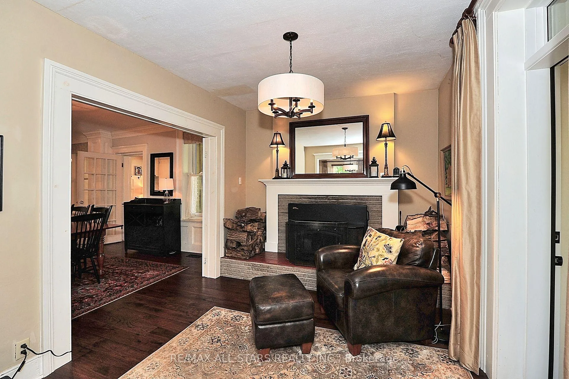 Photo 10 of 60 Meadowbrook Lane, Markham, Unionville — HOMEH