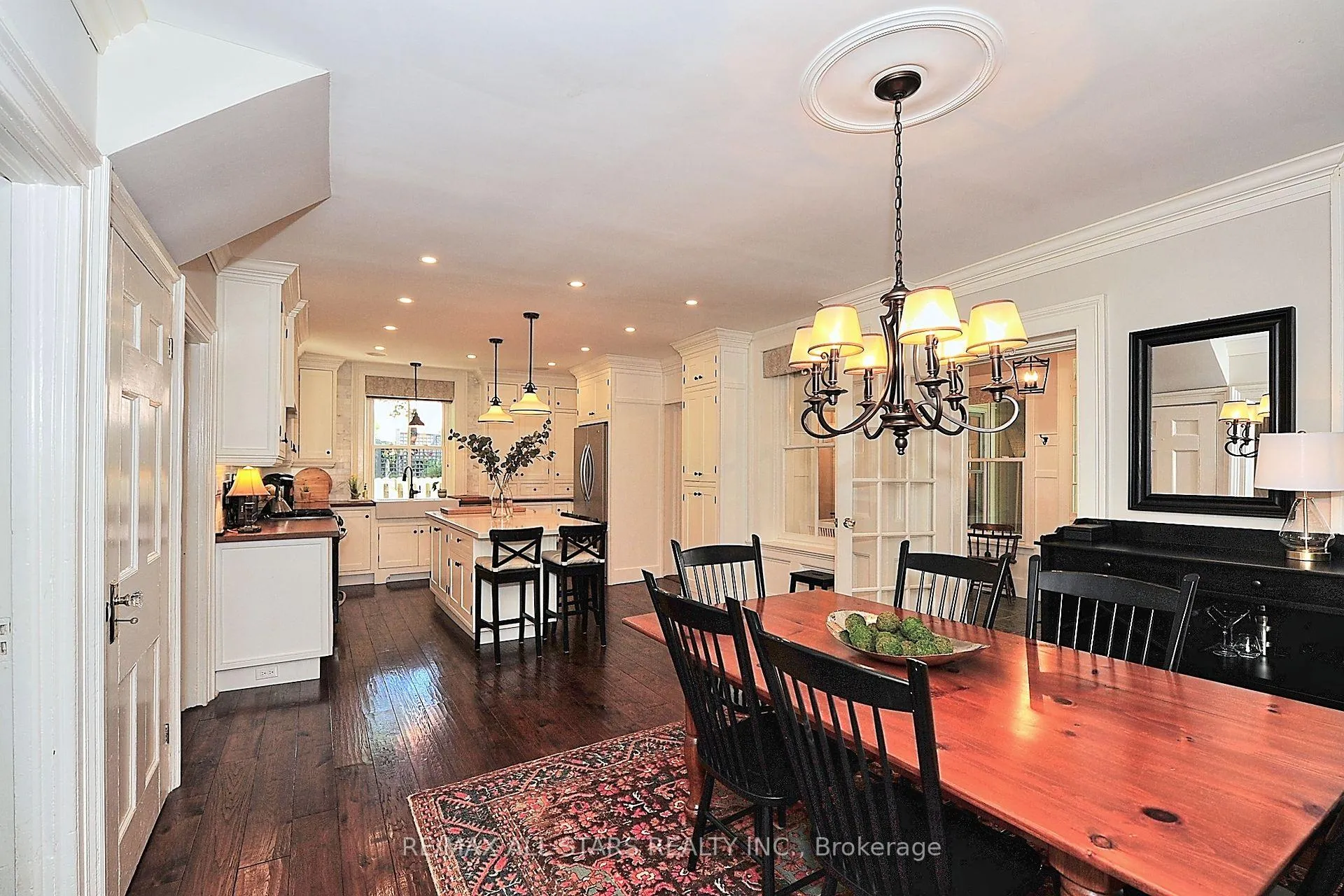 Photo 14 of 60 Meadowbrook Lane, Markham, Unionville — HOMEH