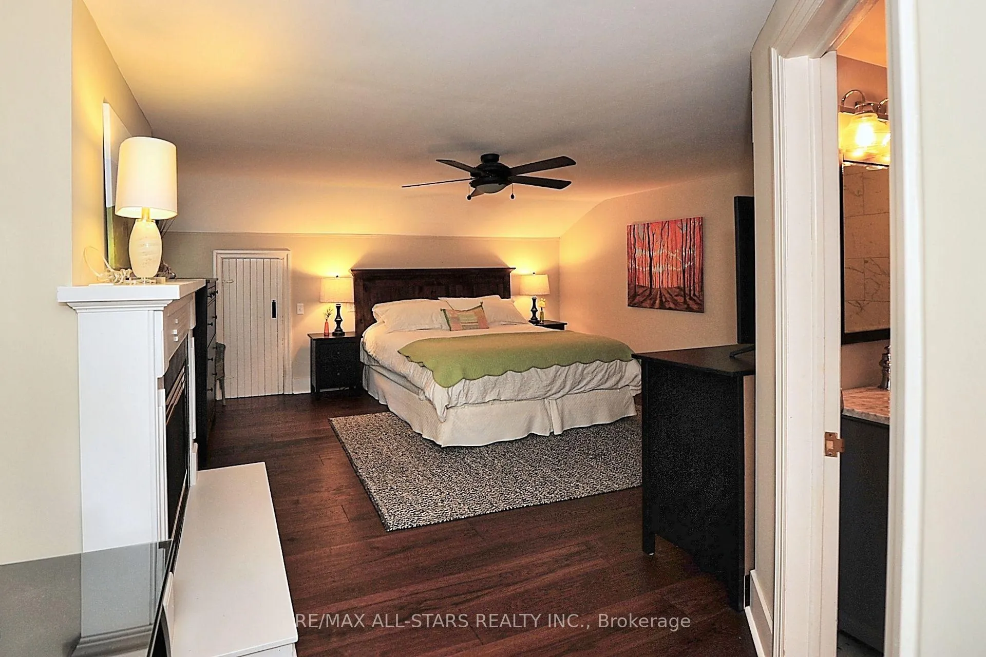 Photo 25 of 60 Meadowbrook Lane, Markham, Unionville — HOMEH