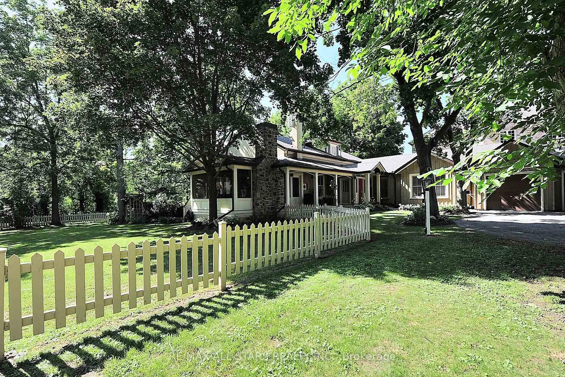 Photo 39 of 60 Meadowbrook Lane, Markham, Unionville — HOMEH