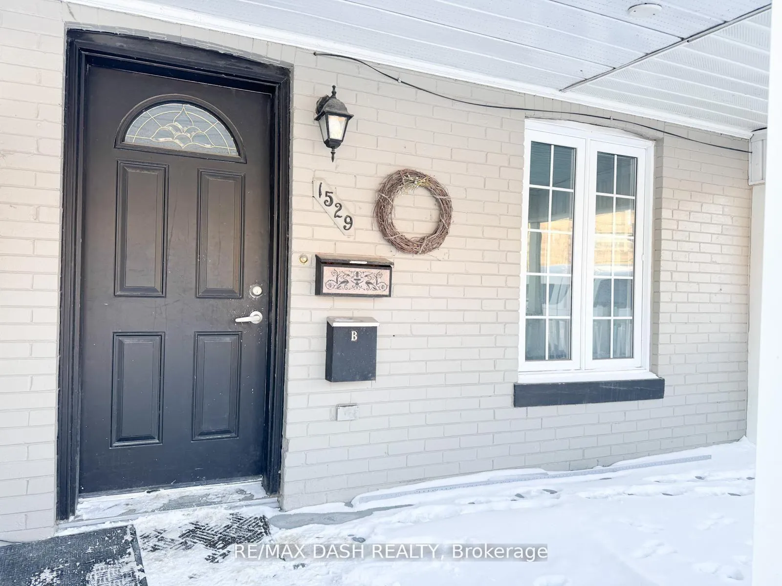 Photo 2 of Unit main-floor, 1529 Queen St E, Toronto, Greenwood-Coxwell — HOMEH