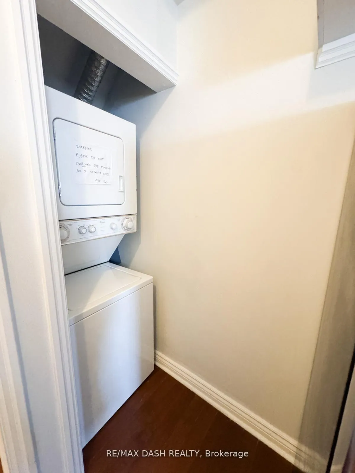 Photo 10 of Unit main-floor, 1529 Queen St E, Toronto, Greenwood-Coxwell — HOMEH