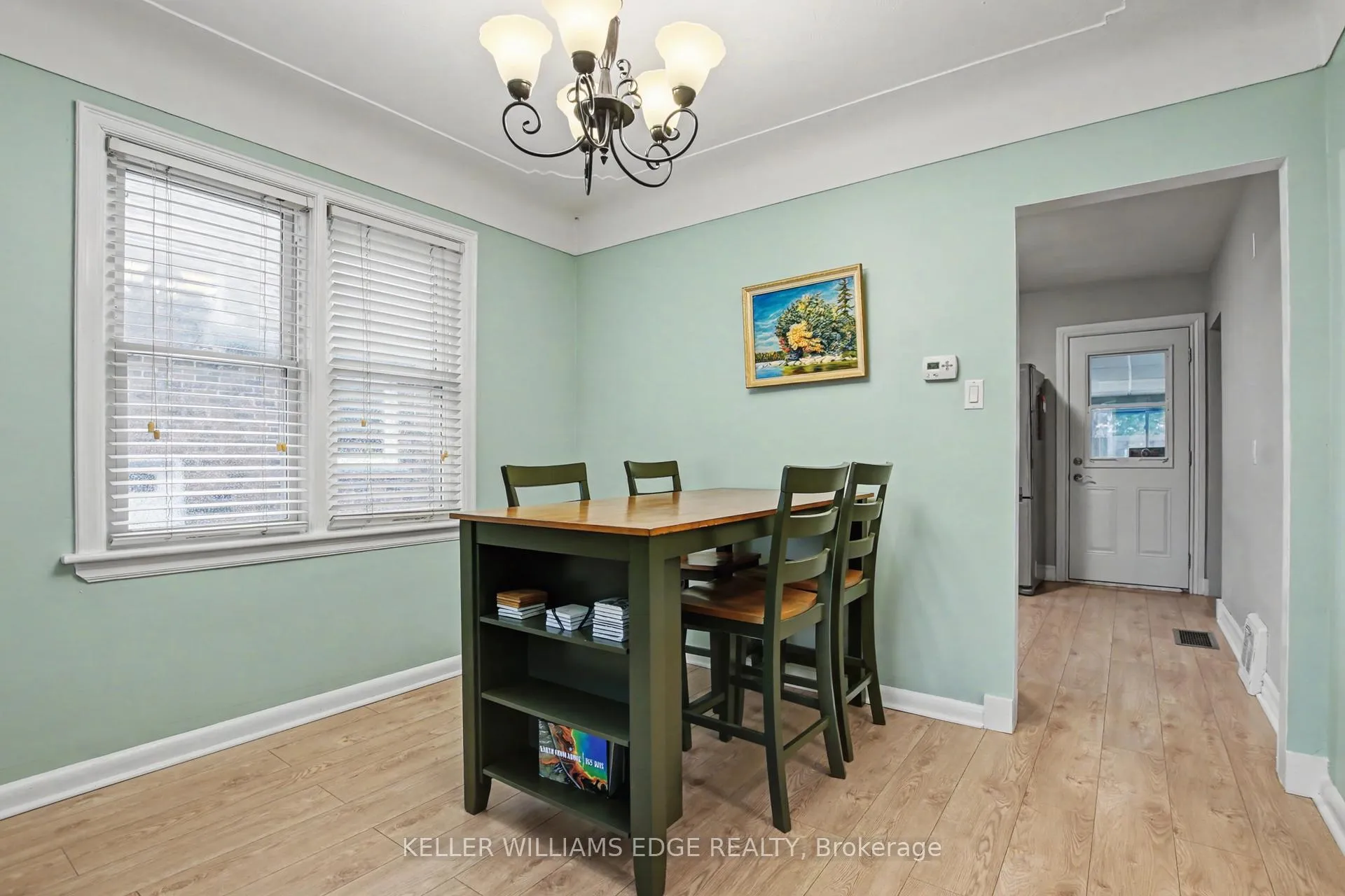 Photo 5 of 179 Parkdale Ave S, Hamilton, Glenview — HOMEH