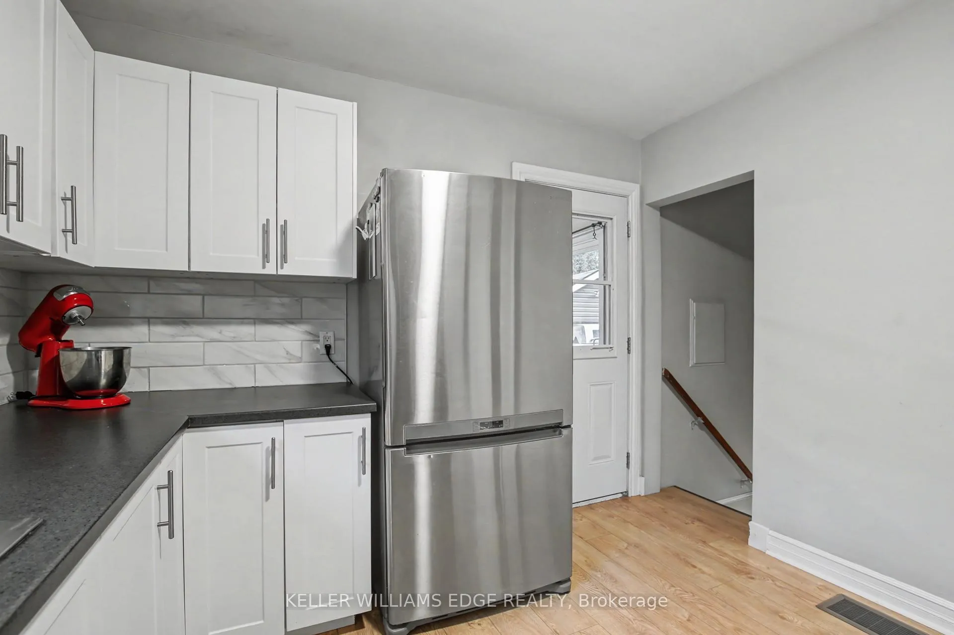 Photo 8 of 179 Parkdale Ave S, Hamilton, Glenview — HOMEH