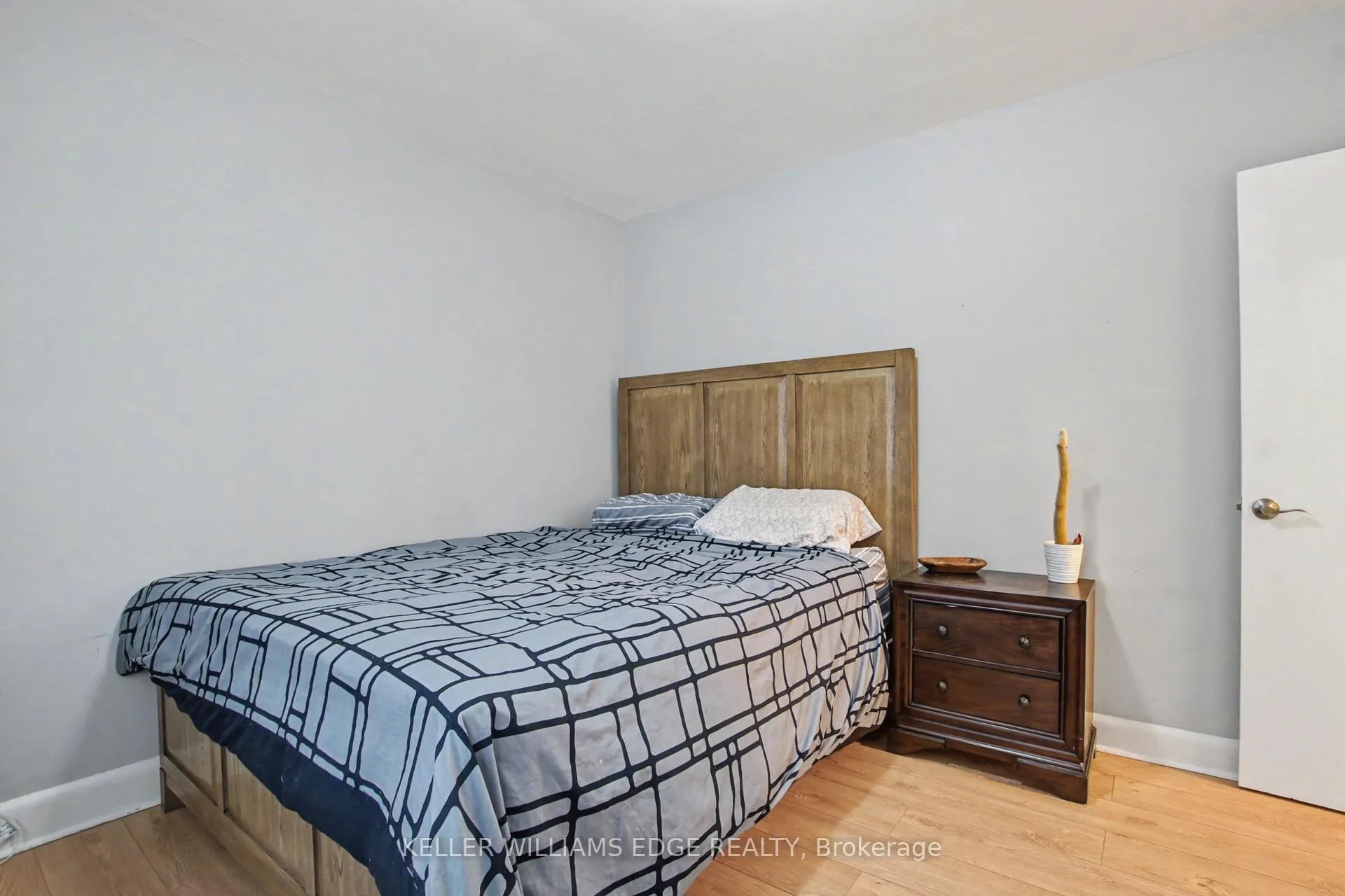 Photo 10 of 179 Parkdale Ave S, Hamilton, Glenview — HOMEH