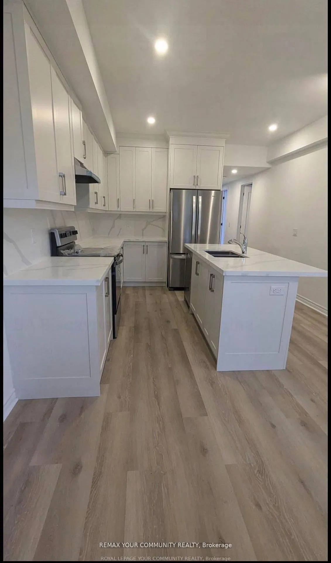 Photo 5 of Unit main, 9A Biscayne Blvd, Georgina, Keswick South — HOMEH