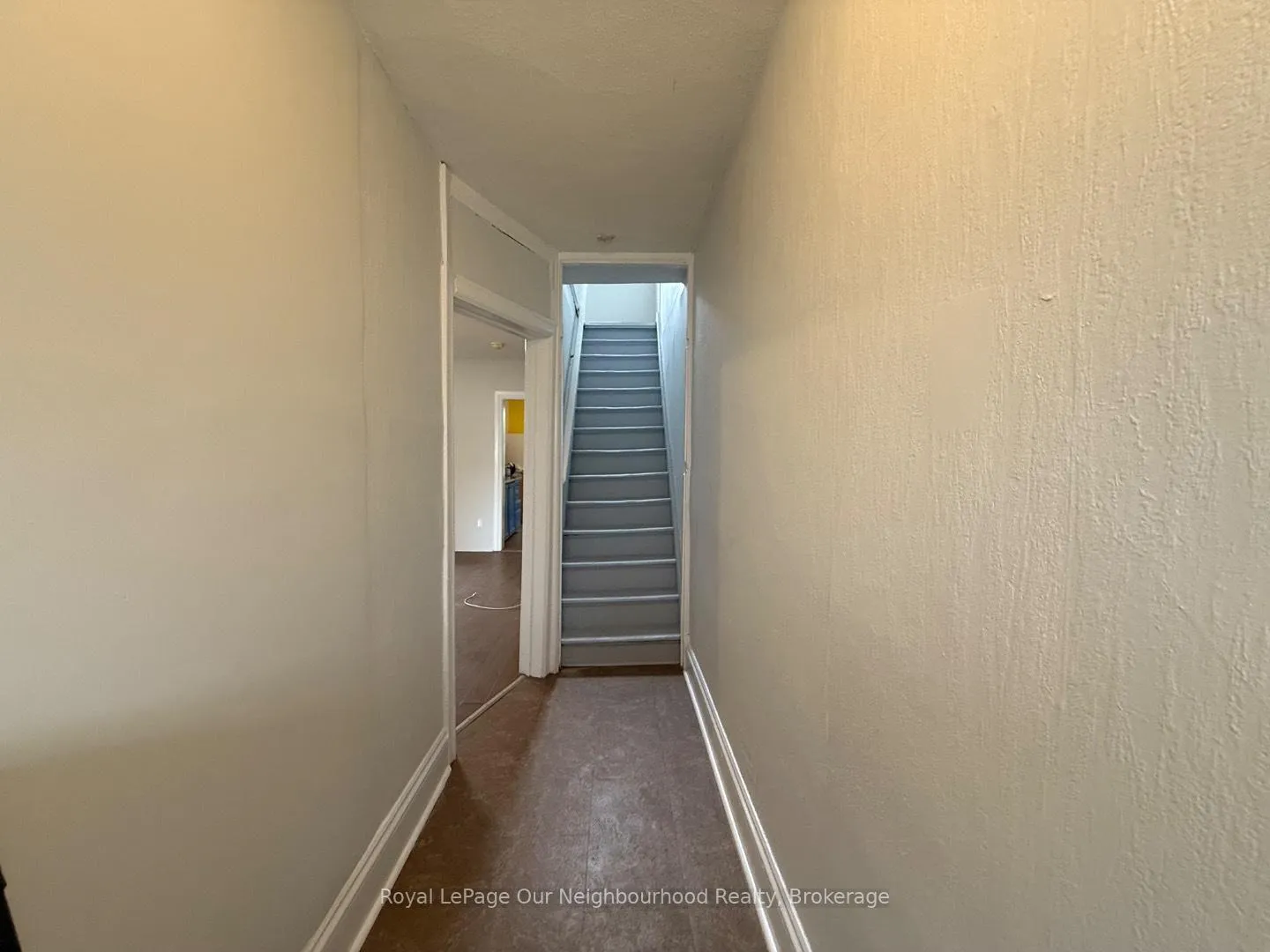 Photo 4 of 514 Cannon St E, Hamilton, Gibson — HOMEH