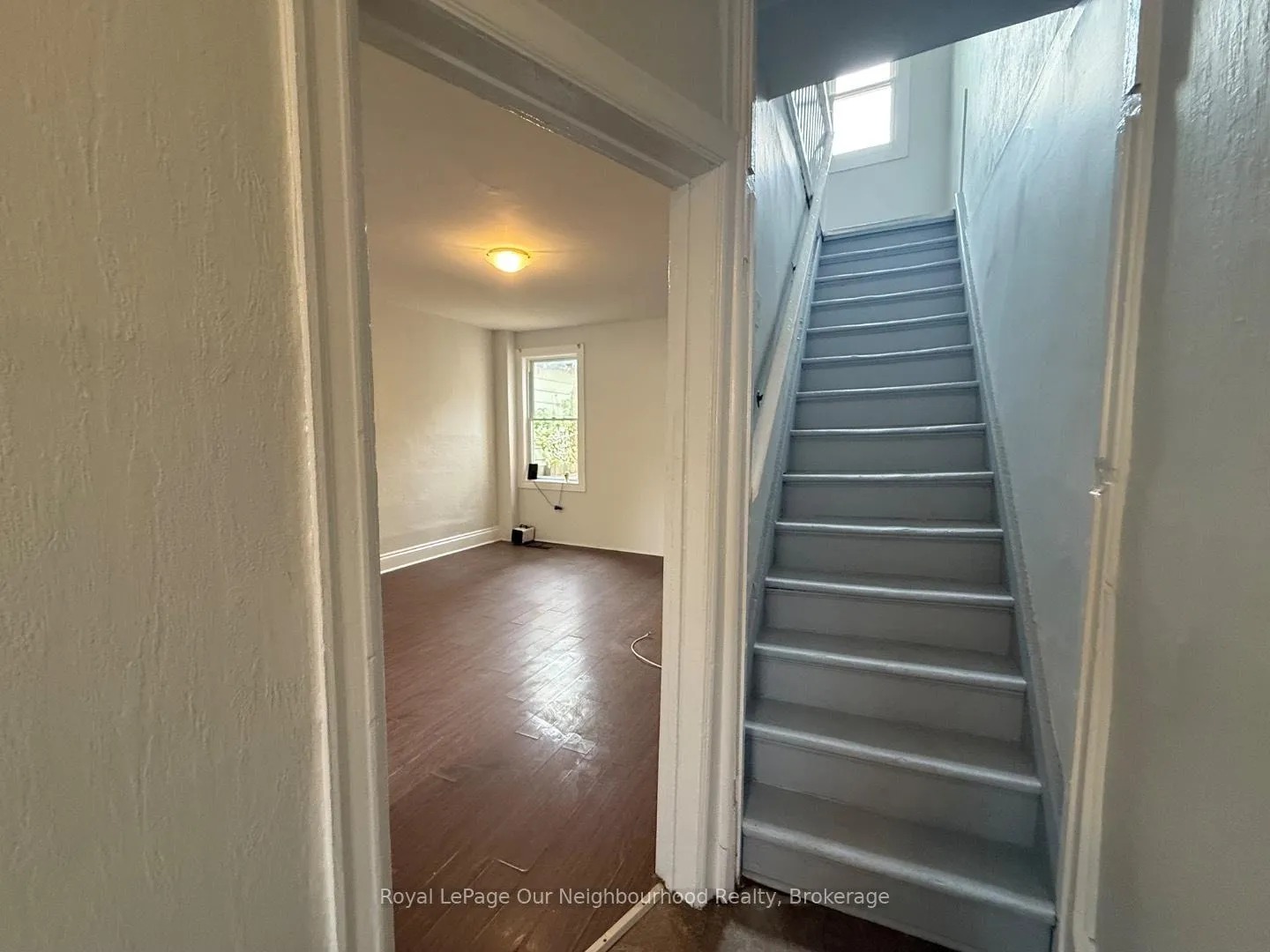 Photo 5 of 514 Cannon St E, Hamilton, Gibson — HOMEH