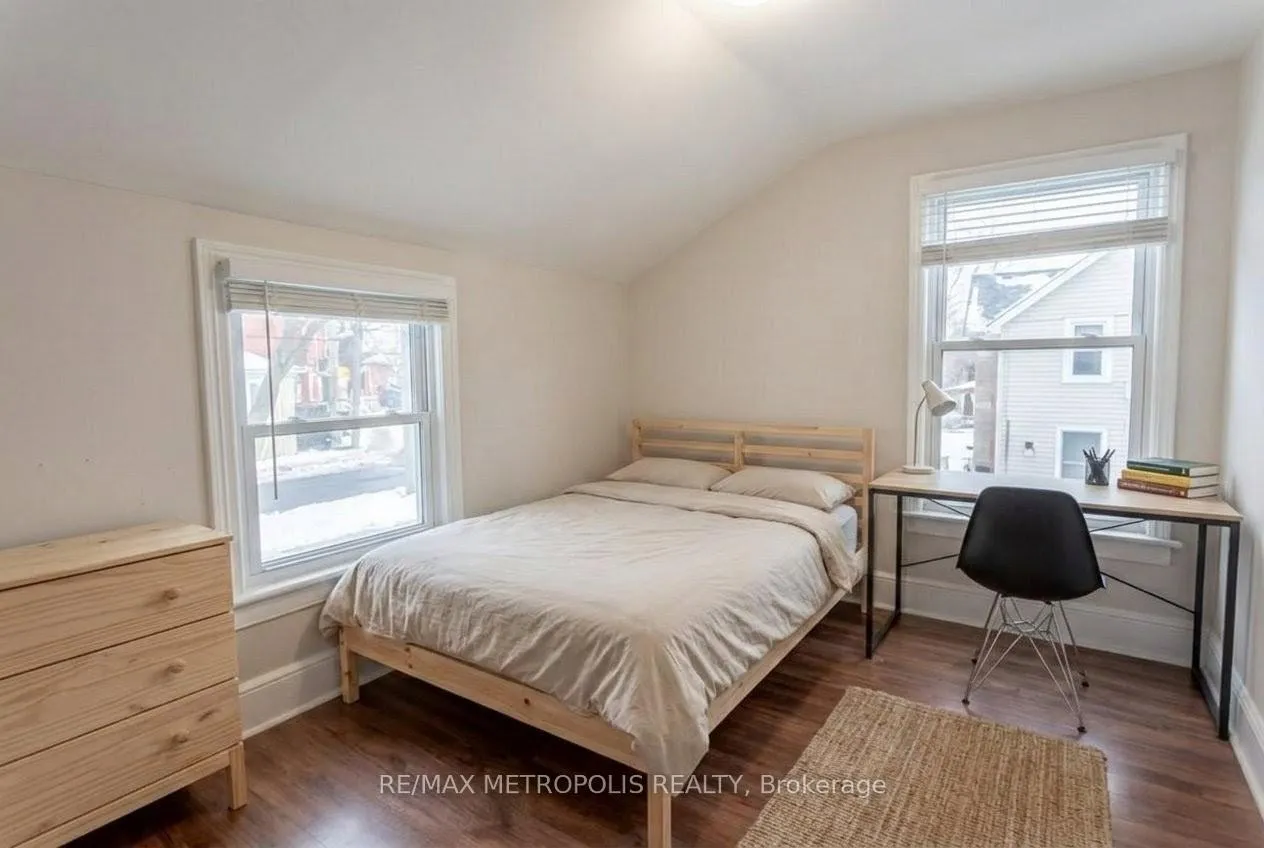 Photo 13 of 336 Division St, Kingston, East of Sir John A. Blvd — HOMEH