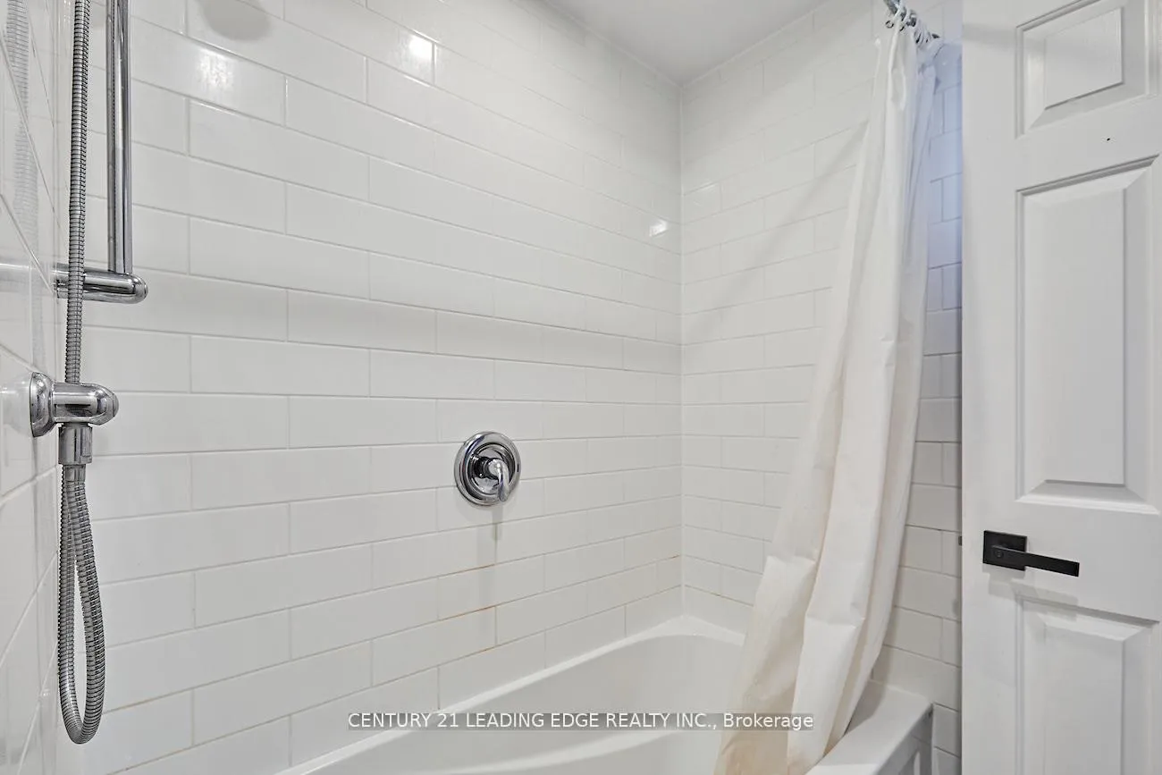 Photo 33 of 40 Waywell St, Whitby, Pringle Creek — HOMEH