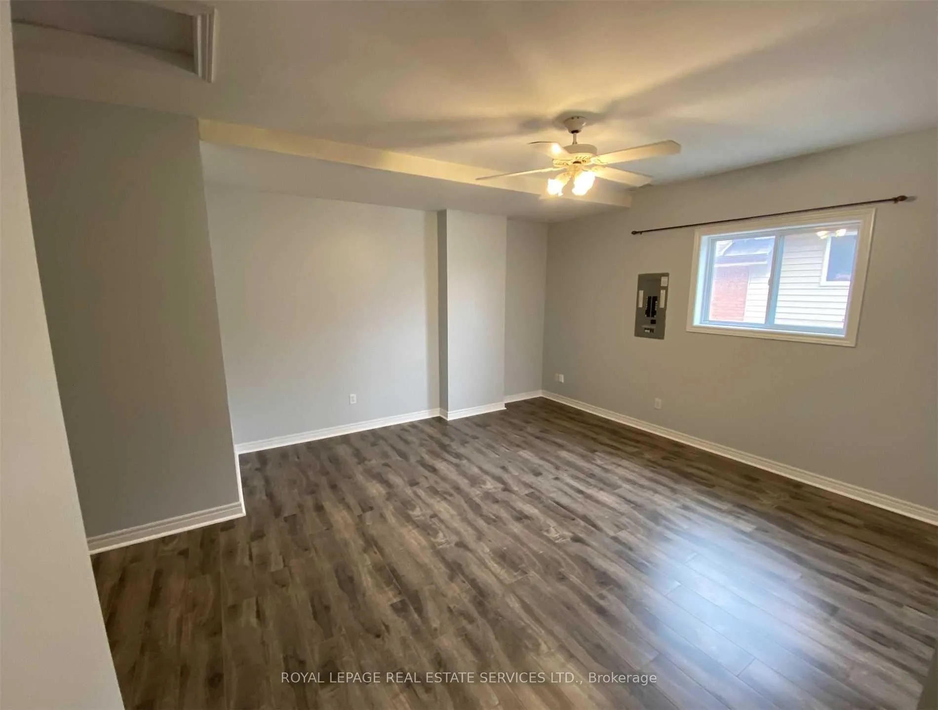 Photo 5 of Unit d, 76 Guelph St, Halton Hills, Georgetown — HOMEH