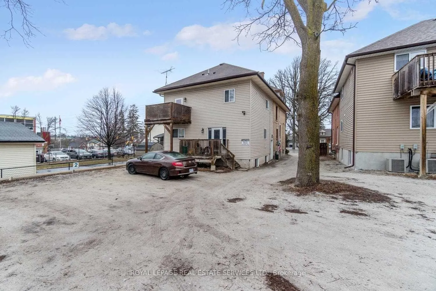 Photo 11 of Unit d, 76 Guelph St, Halton Hills, Georgetown — HOMEH