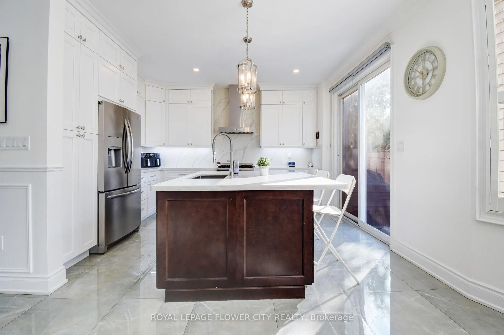 Photo 18 of 837 Cousens Terr, Milton, Coates — HOMEH