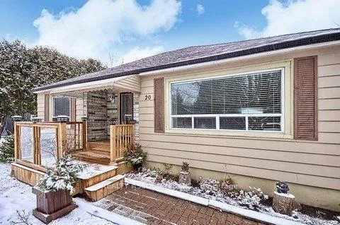 Photo 3 of 20 King St, Georgina, Sutton & Jackson's Point — HOMEH