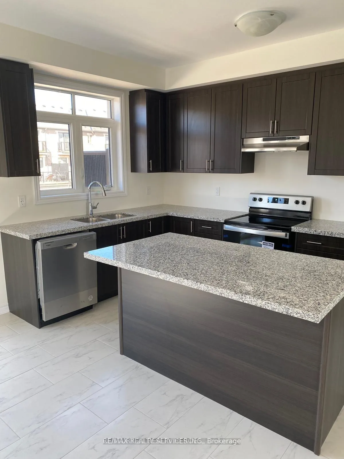 Photo 5 of 12348 Mclaughlin Rd, Caledon, Rural Caledon — HOMEH
