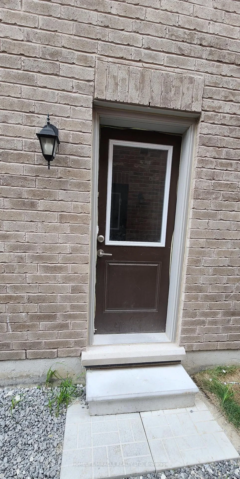 Photo 1 of 52 Huggins Dr, Whitby, Rural Whitby — HOMEH