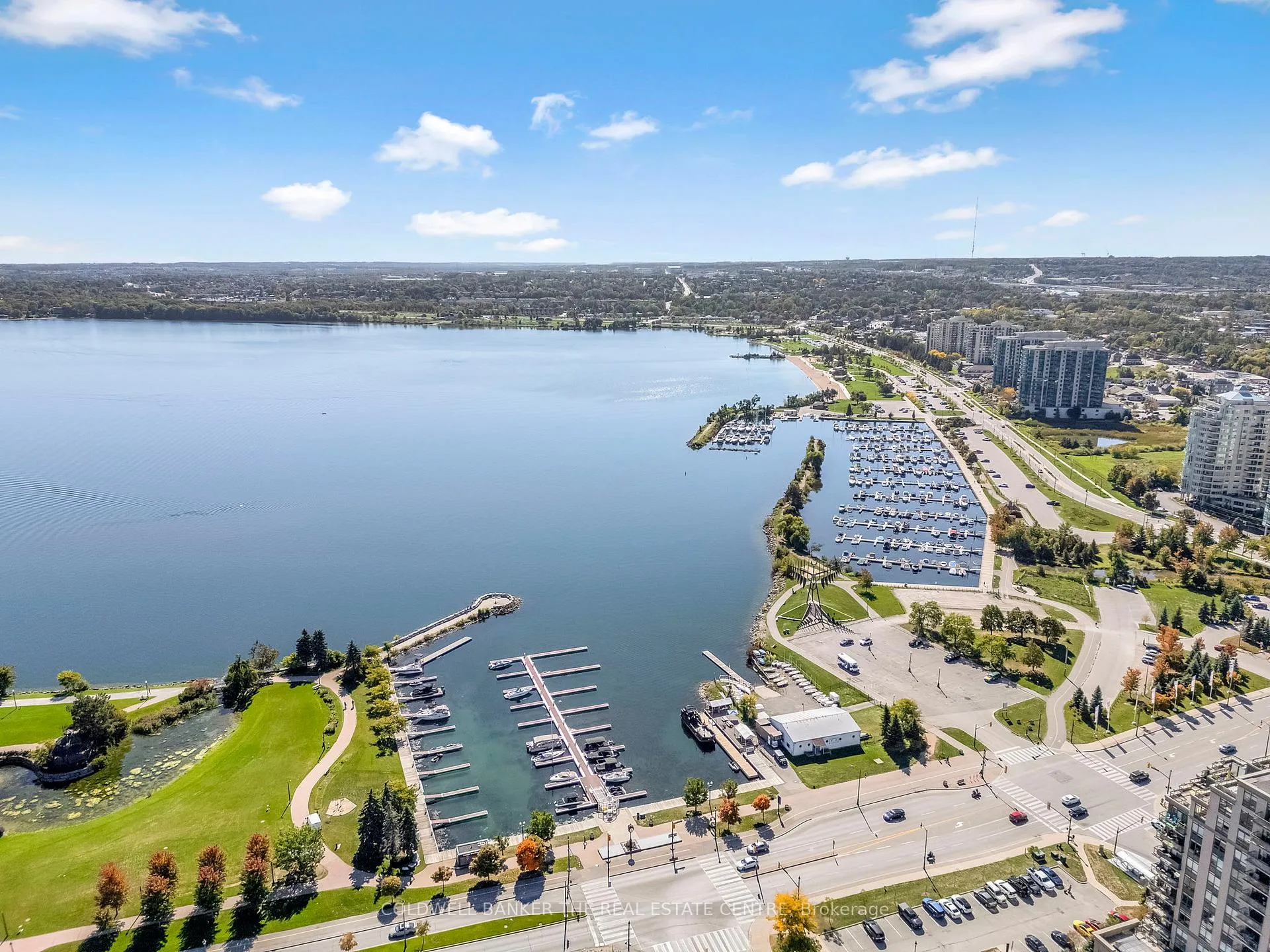 Photo 16 of Unit Unit #1302, 39 Mary St, Barrie, City Centre — HOMEH