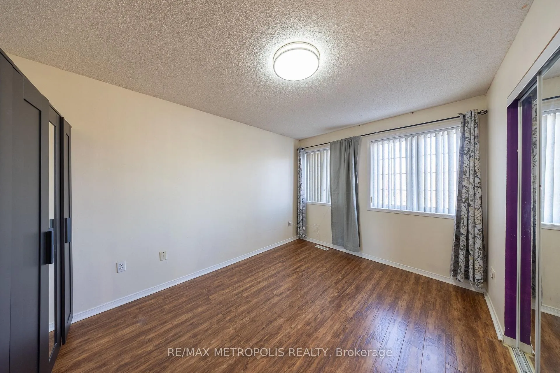 Photo 12 of Unit main, 113 Highhill Dr, Scarborough, Tam O'Shanter-Sullivan — HOMEH
