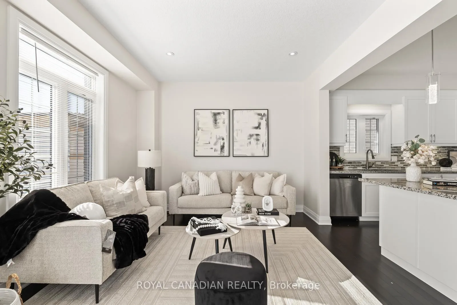 Photo 10 of Unit Upper, 301 Buttonbush Street, Waterloo, Columbia Forest/Clair Hills — HOMEH
