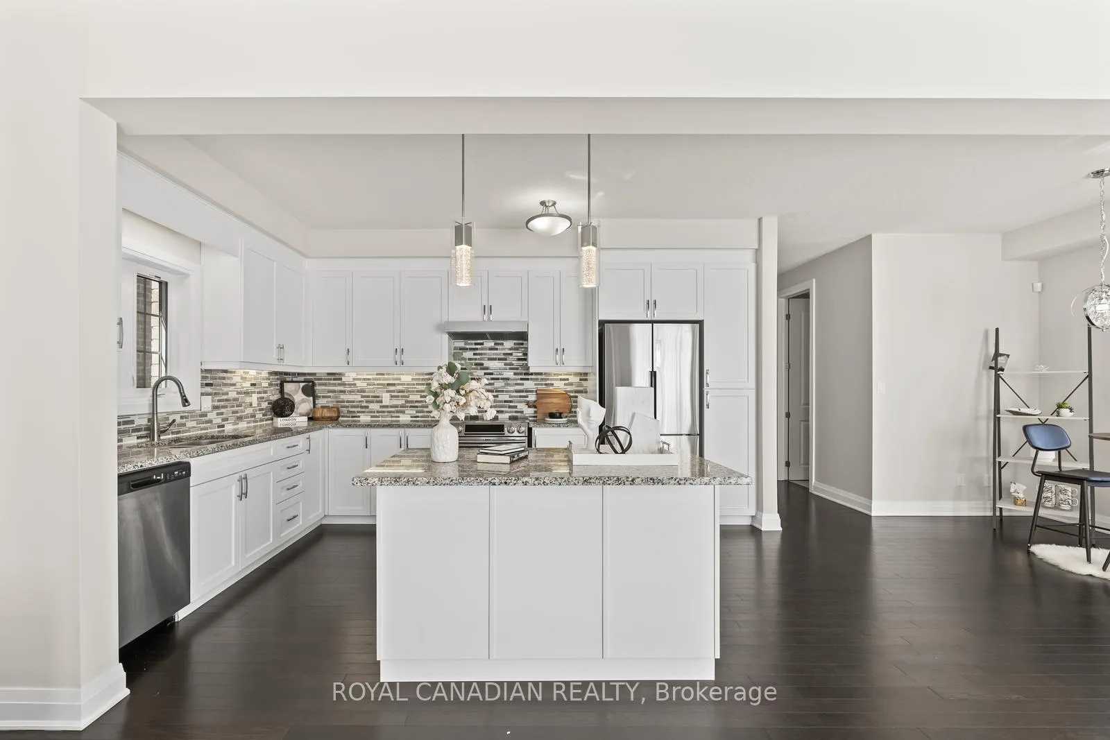 Photo 12 of Unit Upper, 301 Buttonbush Street, Waterloo, Columbia Forest/Clair Hills — HOMEH
