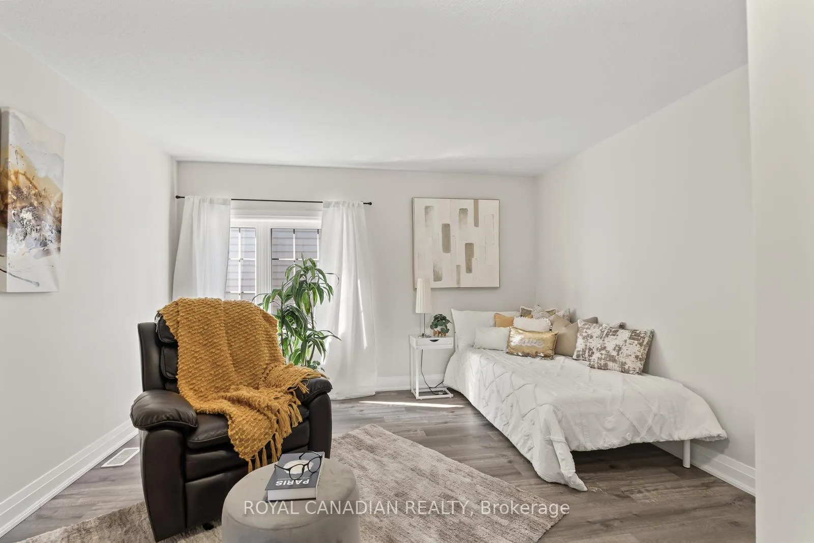 Photo 37 of Unit Upper, 301 Buttonbush Street, Waterloo, Columbia Forest/Clair Hills — HOMEH
