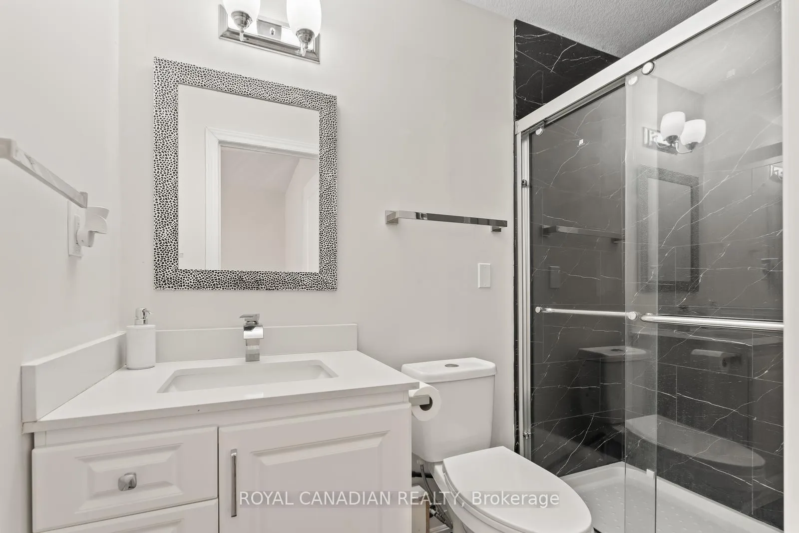 Photo 39 of Unit Upper, 301 Buttonbush Street, Waterloo, Columbia Forest/Clair Hills — HOMEH