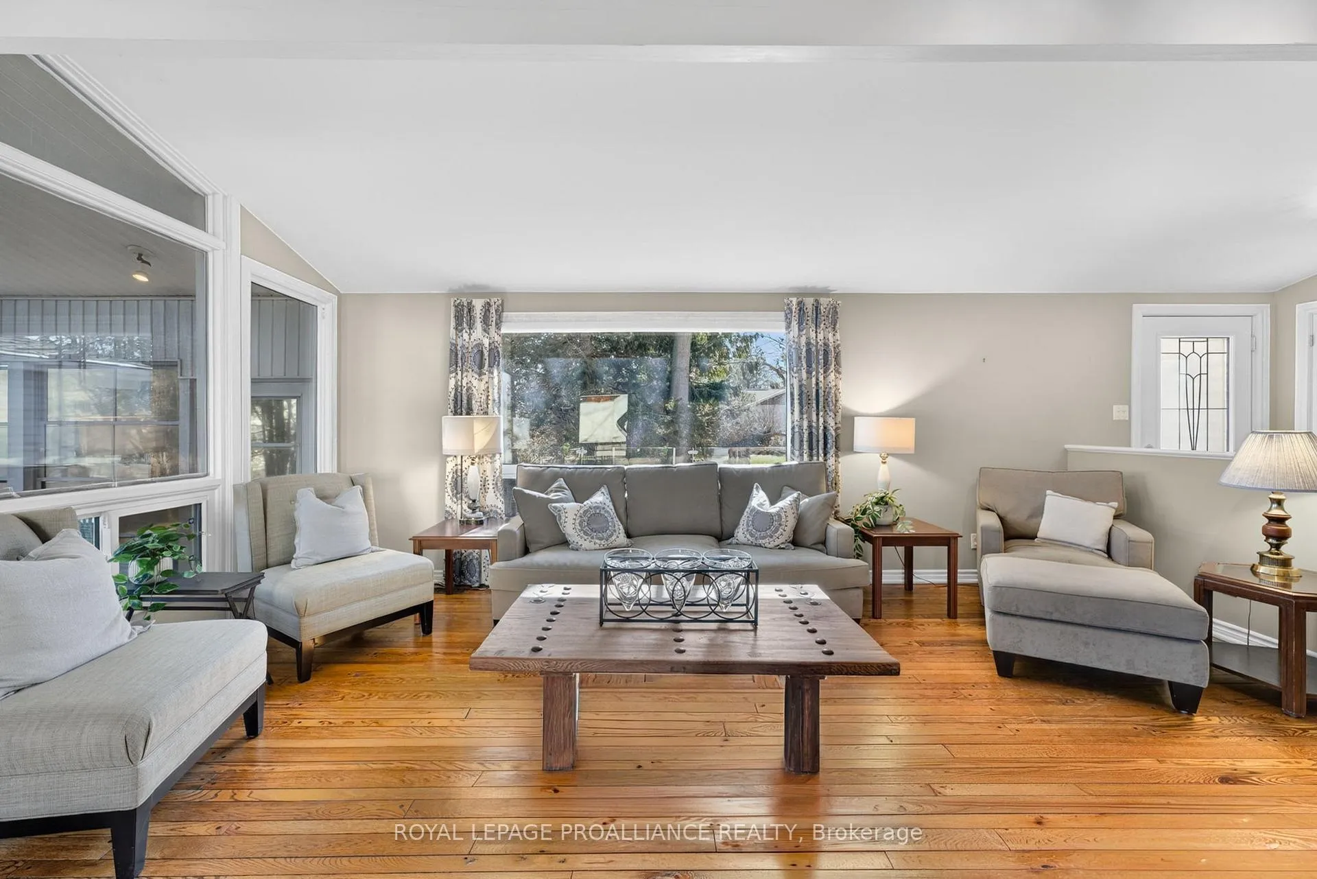 Photo 9 of 482 Island Road, Prince Edward County, Hallowell Ward — HOMEH