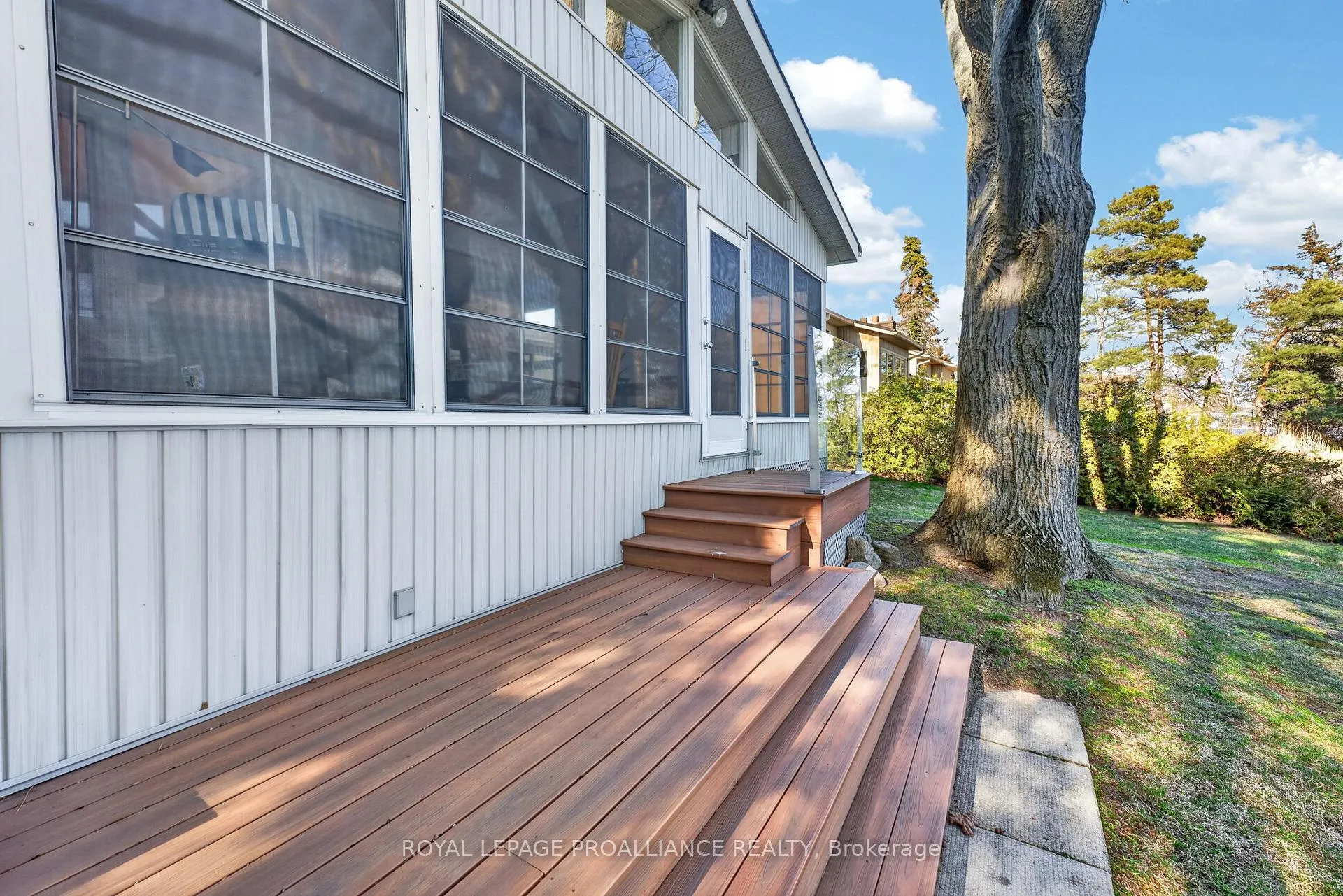 Photo 25 of 482 Island Road, Prince Edward County, Hallowell Ward — HOMEH