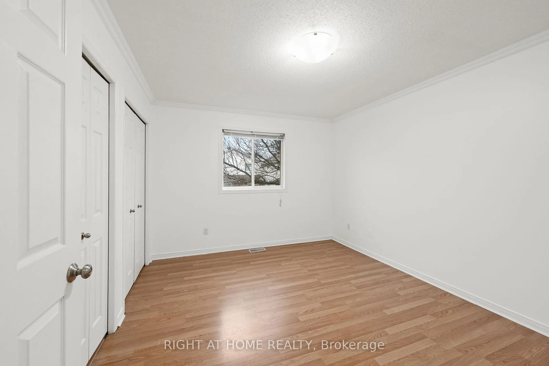 Photo 17 of 35 Montana Way, Ottawa, Barrhaven - Longfields — HOMEH