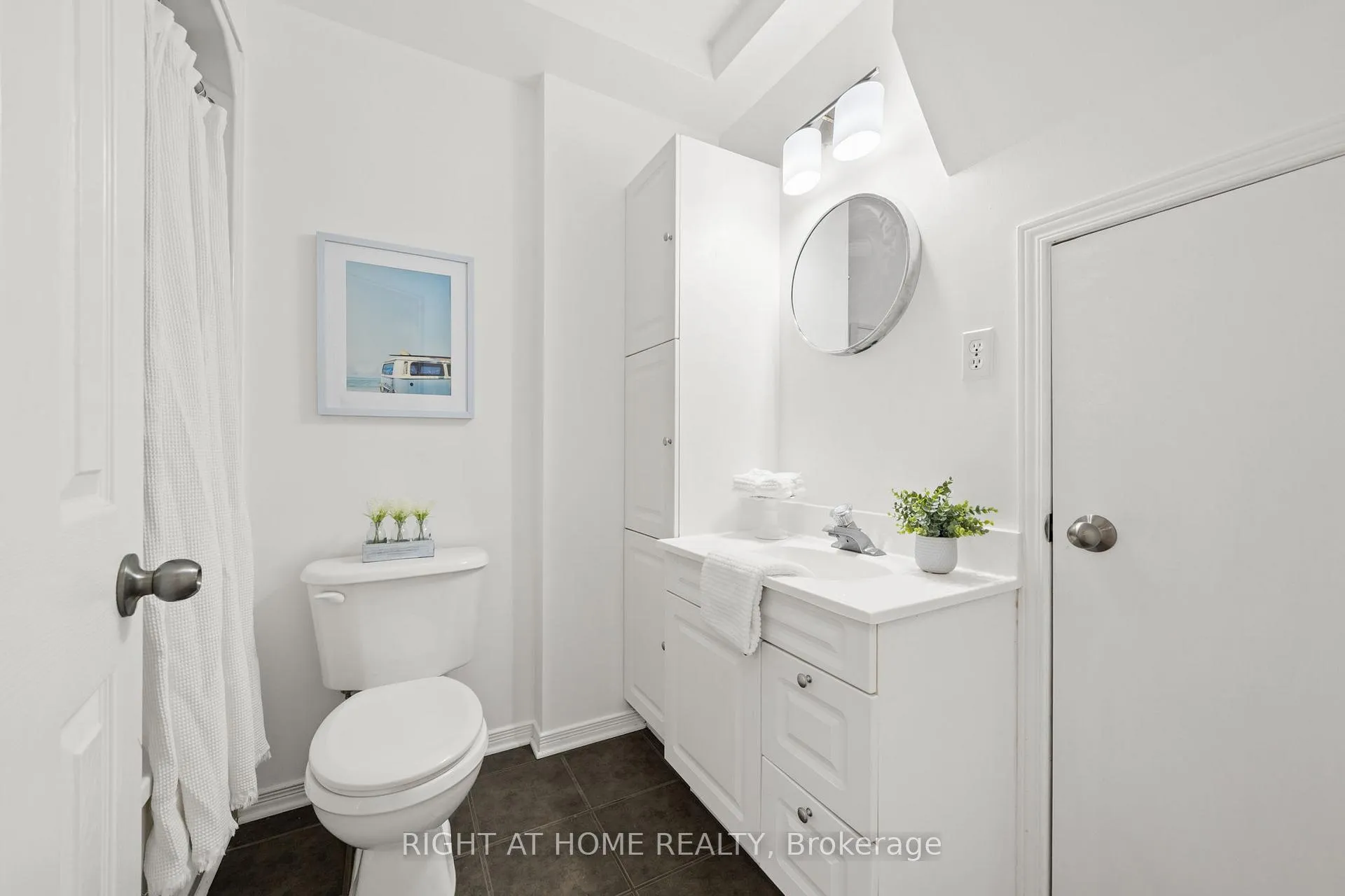 Photo 36 of 35 Montana Way, Ottawa, Barrhaven - Longfields — HOMEH