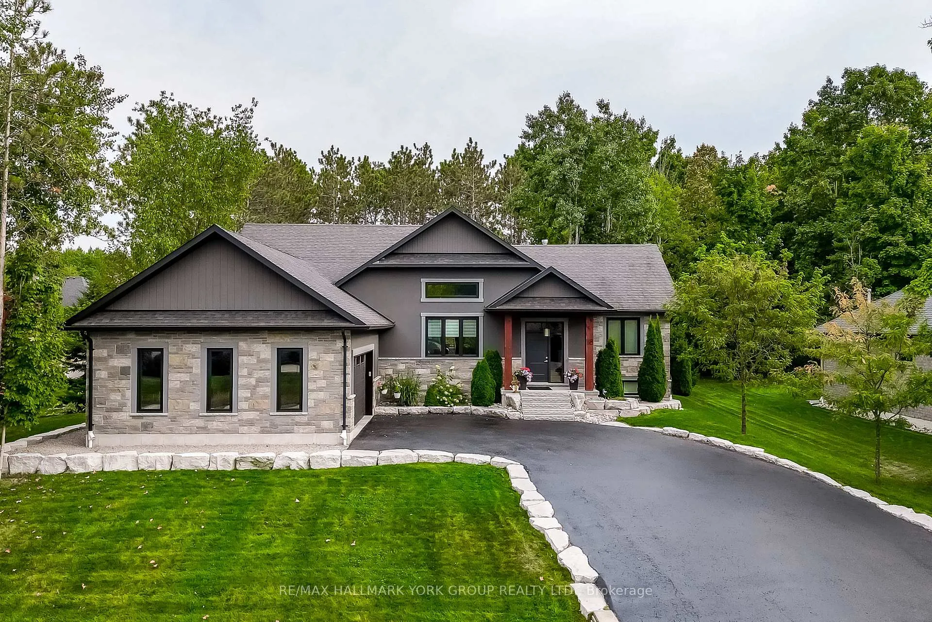 Photo 1 of 118 Mennill Drive, Springwater, Snow Valley — HOMEH