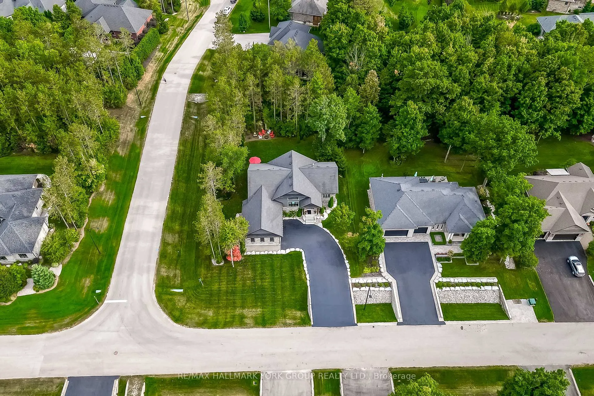 Photo 45 of 118 Mennill Drive, Springwater, Snow Valley — HOMEH