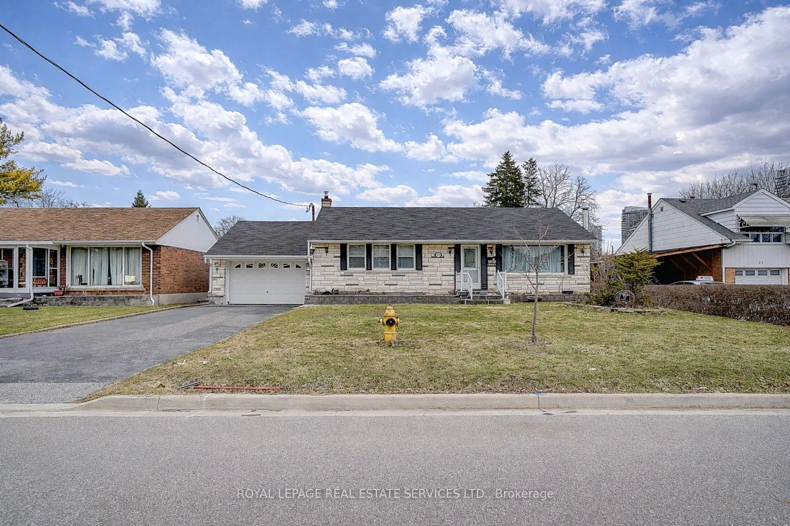Photo 1 of Unit Basement, 23 Marsha Drive, Scarborough, Tam O'Shanter-Sullivan — HOMEH