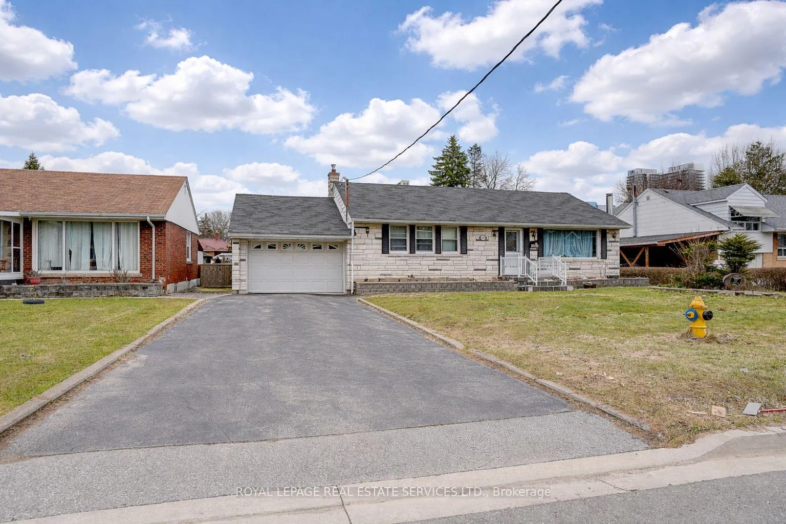 Photo 2 of Unit Basement, 23 Marsha Drive, Scarborough, Tam O'Shanter-Sullivan — HOMEH