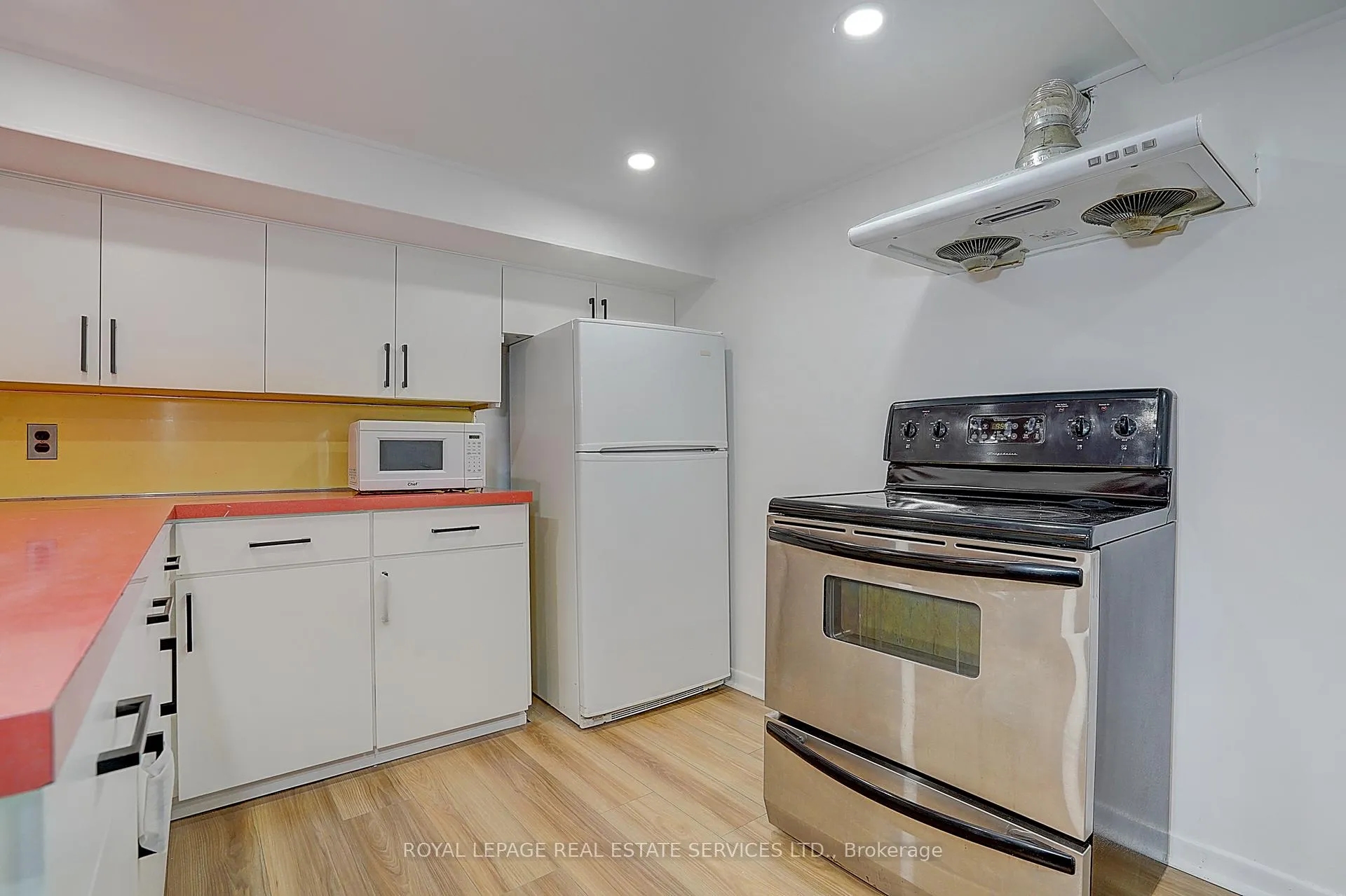 Photo 15 of Unit Basement, 23 Marsha Drive, Scarborough, Tam O'Shanter-Sullivan — HOMEH