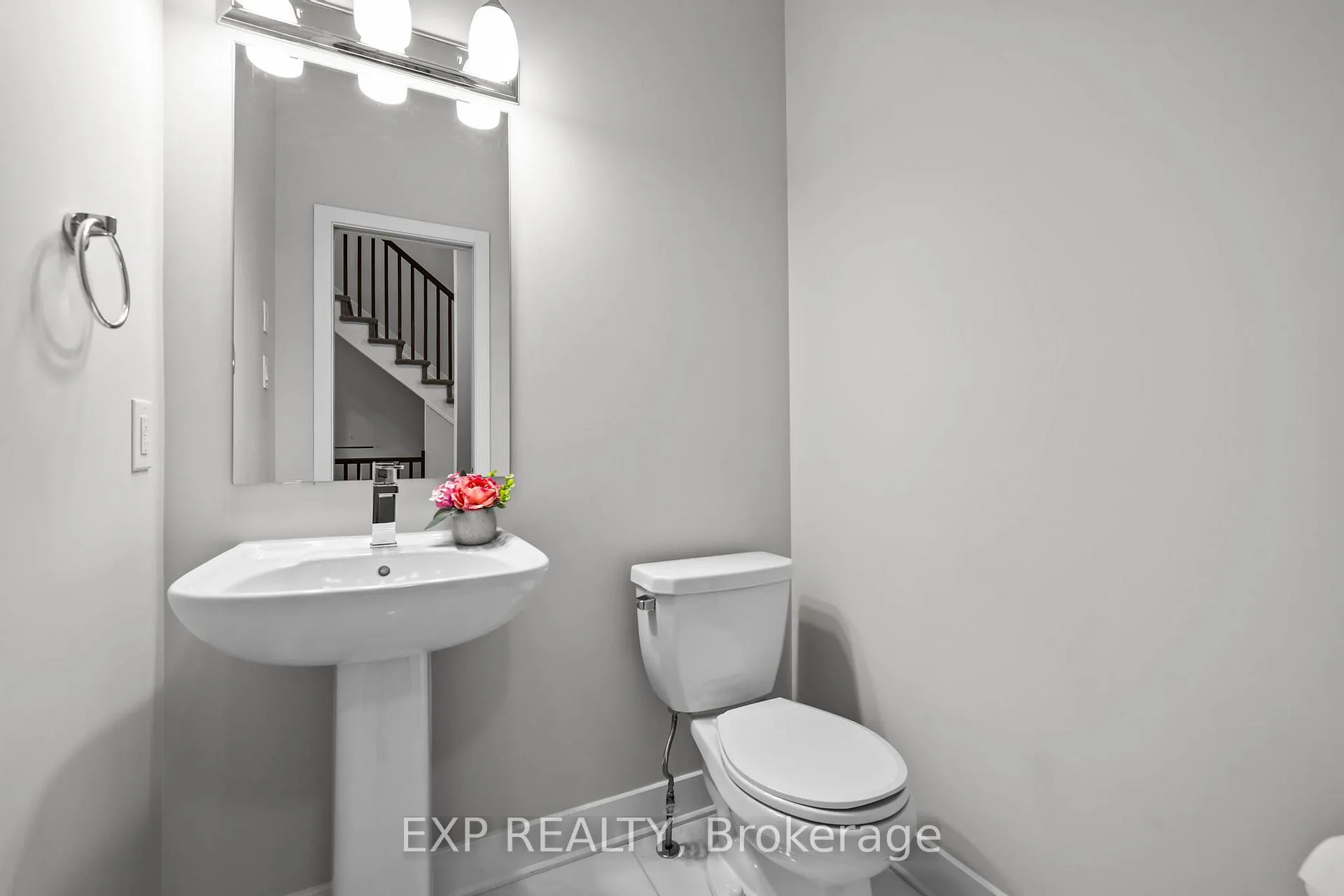 Photo 4 of 335 Wabasso Lane, Ottawa, Leitrim — HOMEH