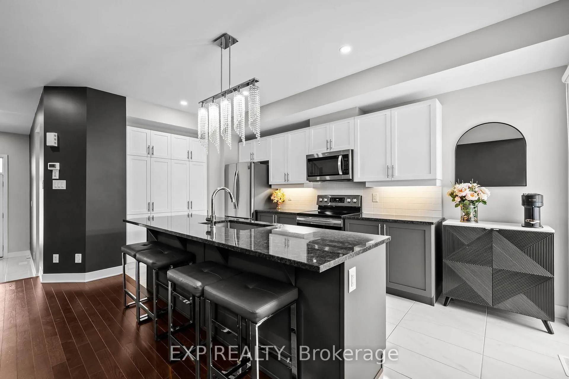 Photo 5 of 335 Wabasso Lane, Ottawa, Leitrim — HOMEH