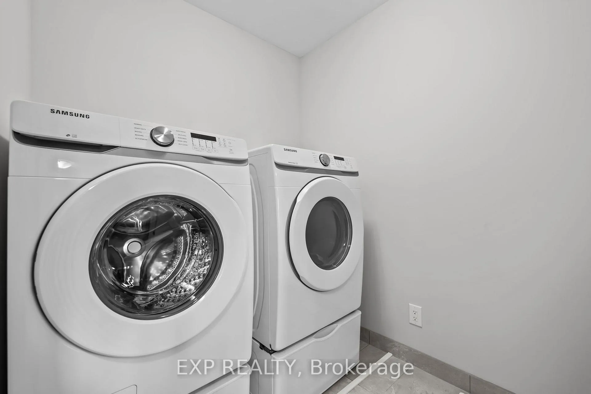 Photo 14 of 335 Wabasso Lane, Ottawa, Leitrim — HOMEH