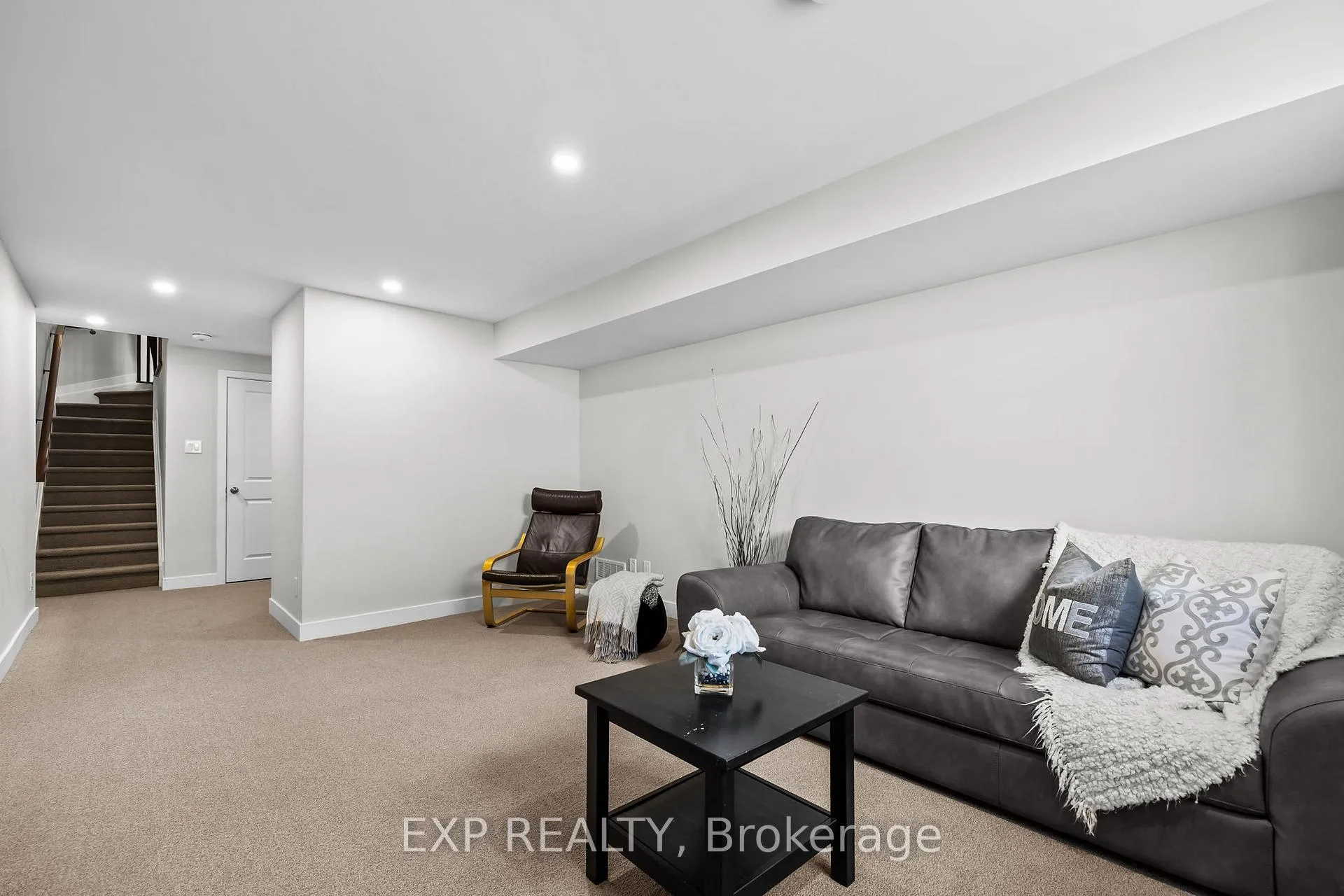 Photo 20 of 335 Wabasso Lane, Ottawa, Leitrim — HOMEH