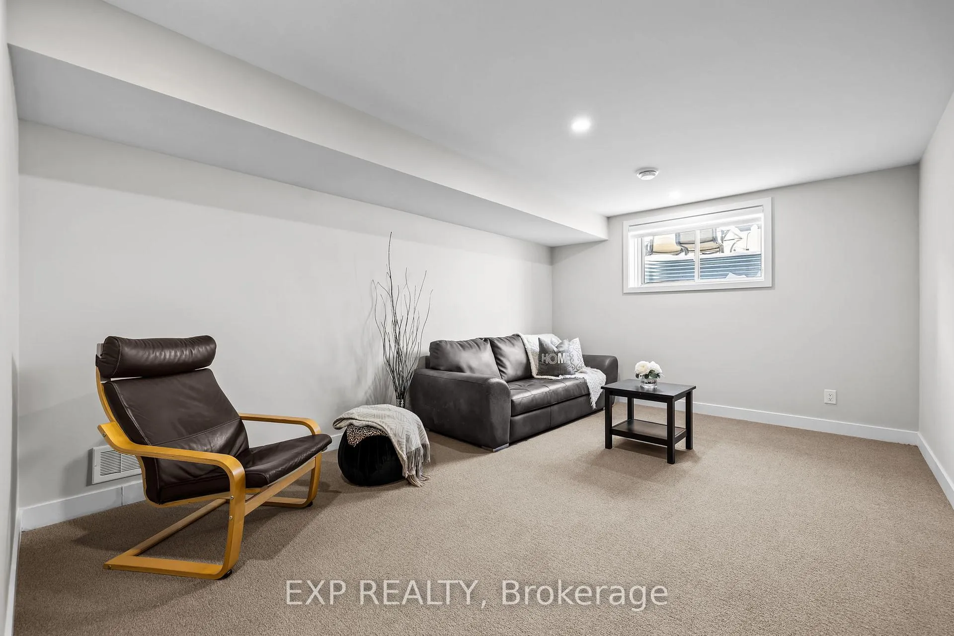 Photo 21 of 335 Wabasso Lane, Ottawa, Leitrim — HOMEH