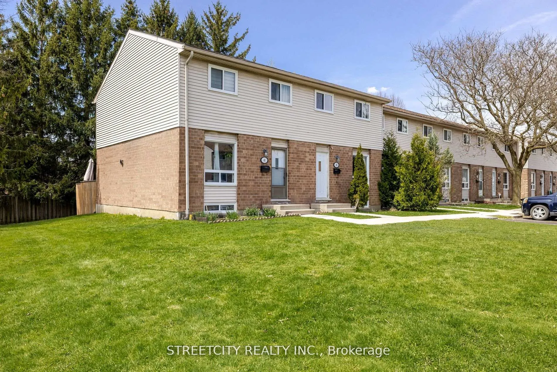 Front of Unit 40, 311 Vesta Road