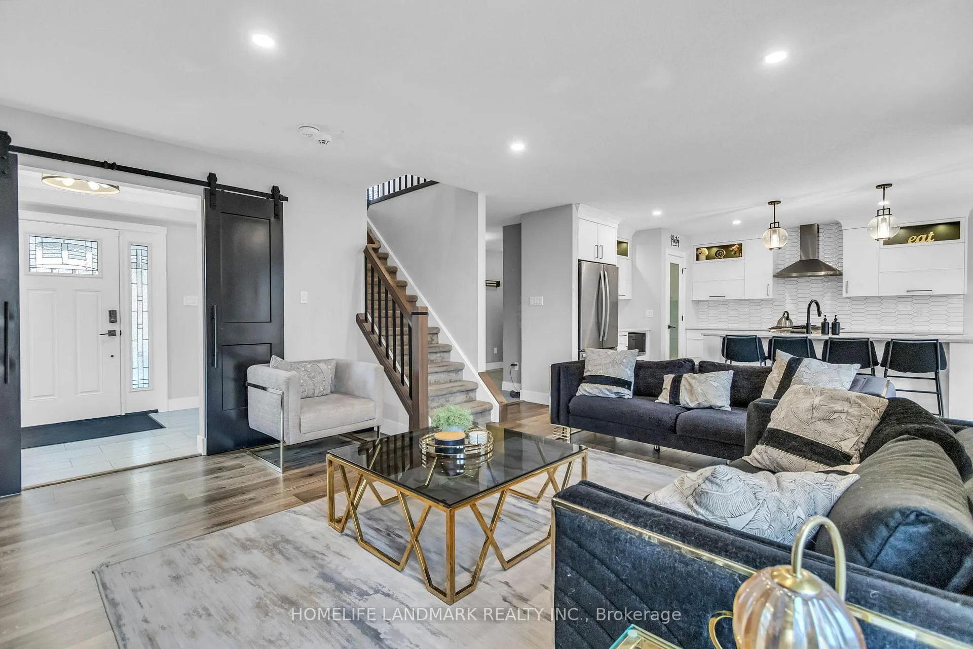 Photo 9 of 2 Auburn Drive, St. Thomas — HOMEH