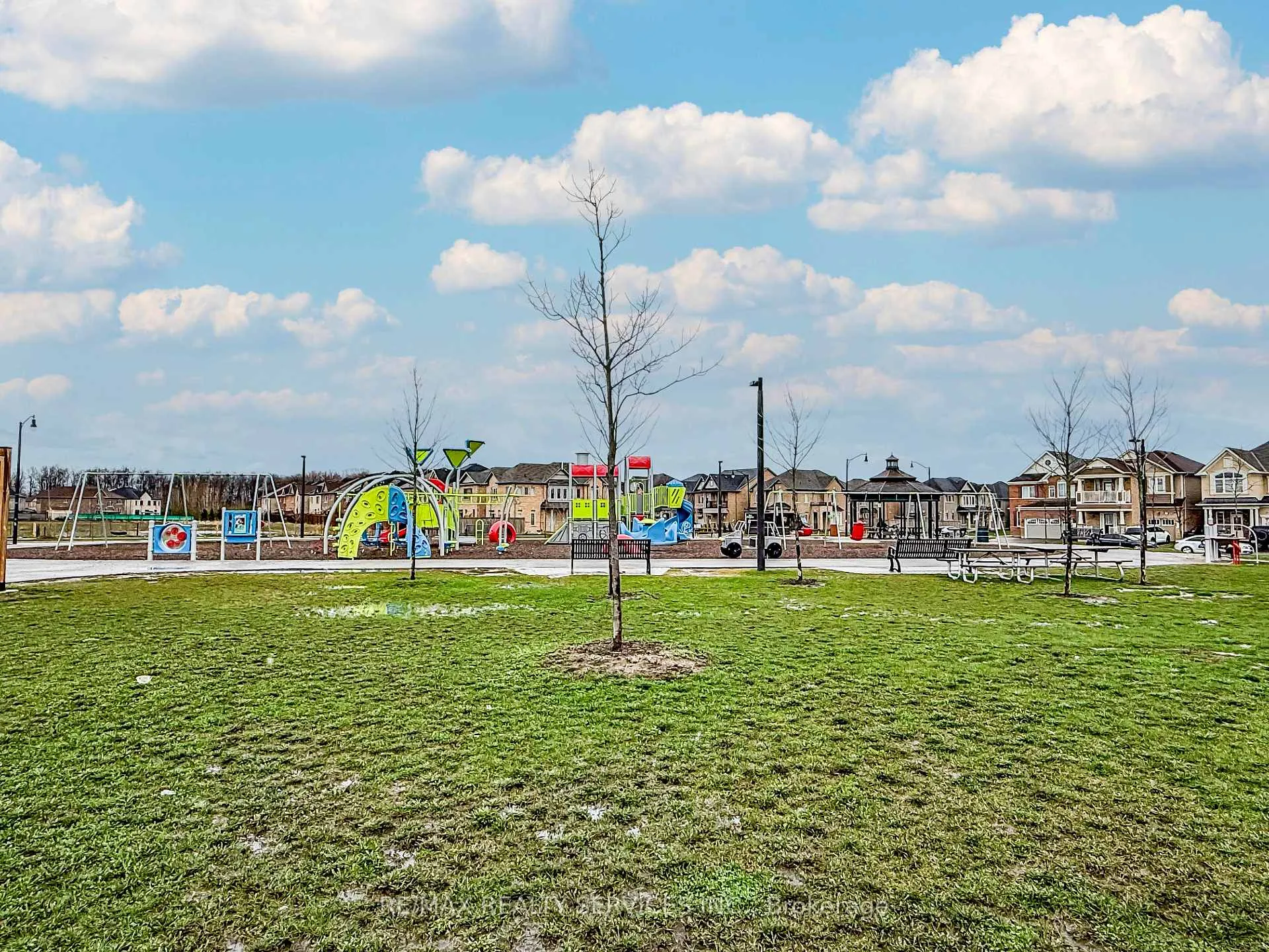 Photo 50 of 100 Emerald Coast Trail, Brampton, Northwest Brampton — HOMEH