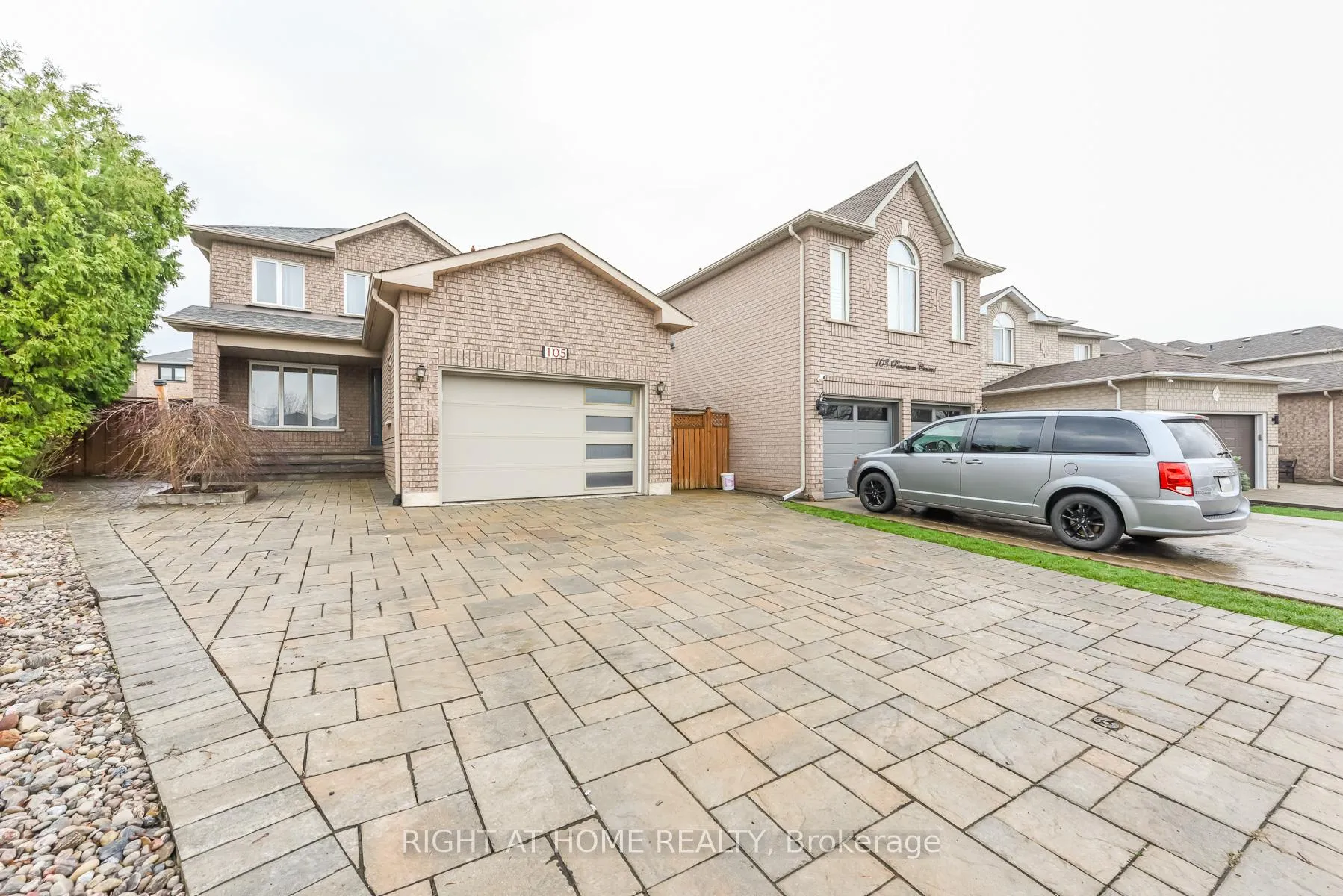 Photo 1 of 105 Panorama Crescent, Vaughan, Elder Mills — HOMEH