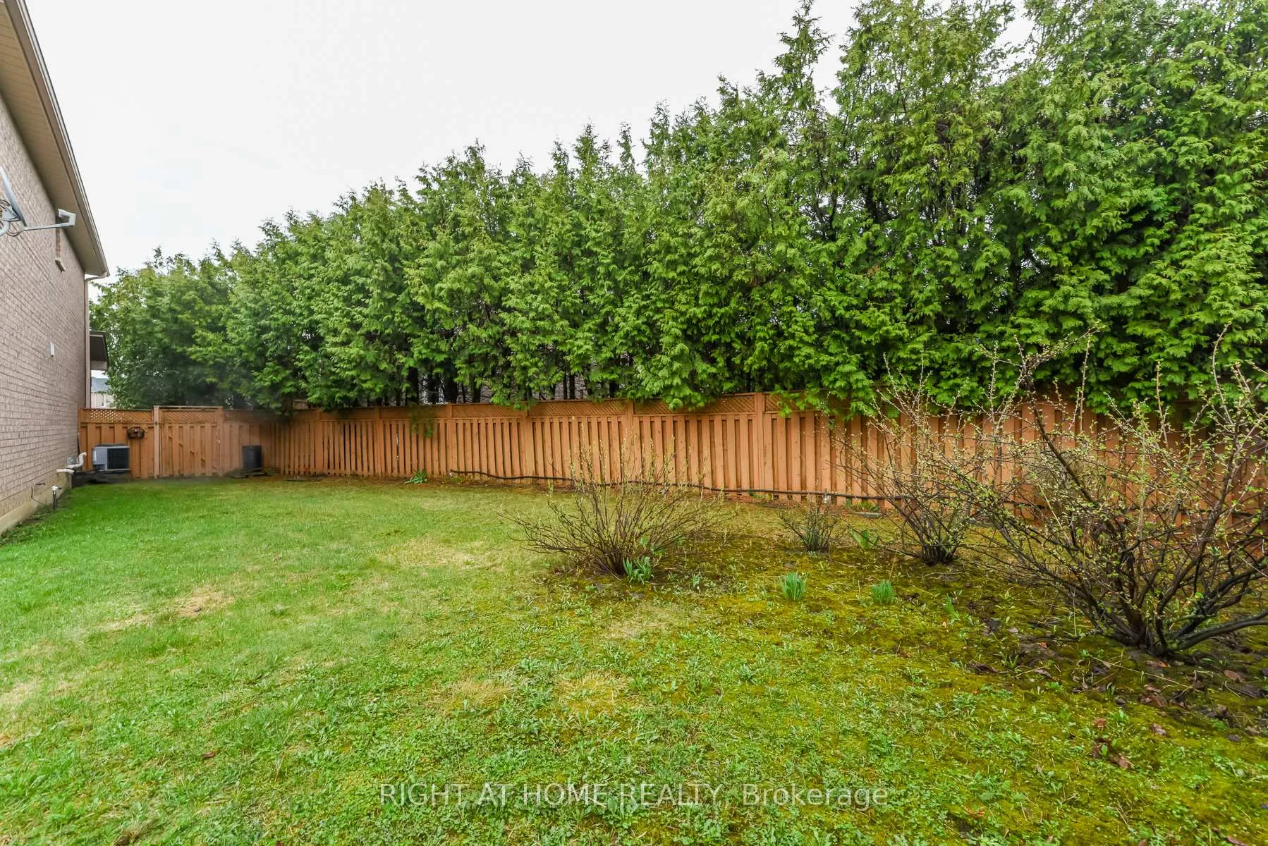 Photo 33 of 105 Panorama Crescent, Vaughan, Elder Mills — HOMEH