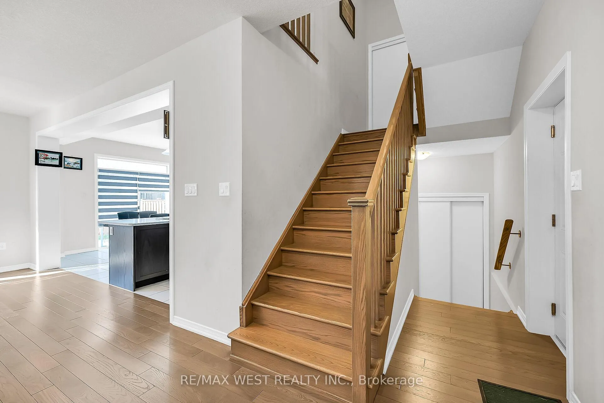 Photo 8 of 68 Cooke Avenue, Brantford — HOMEH