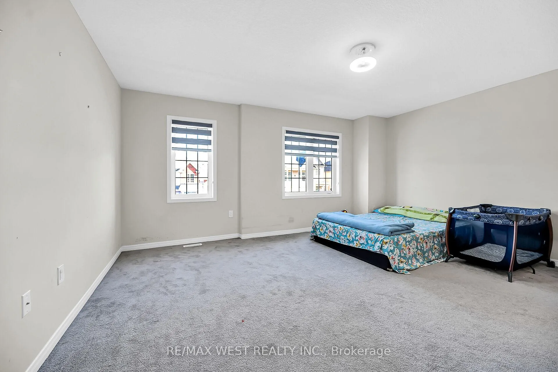 Photo 15 of 68 Cooke Avenue, Brantford — HOMEH
