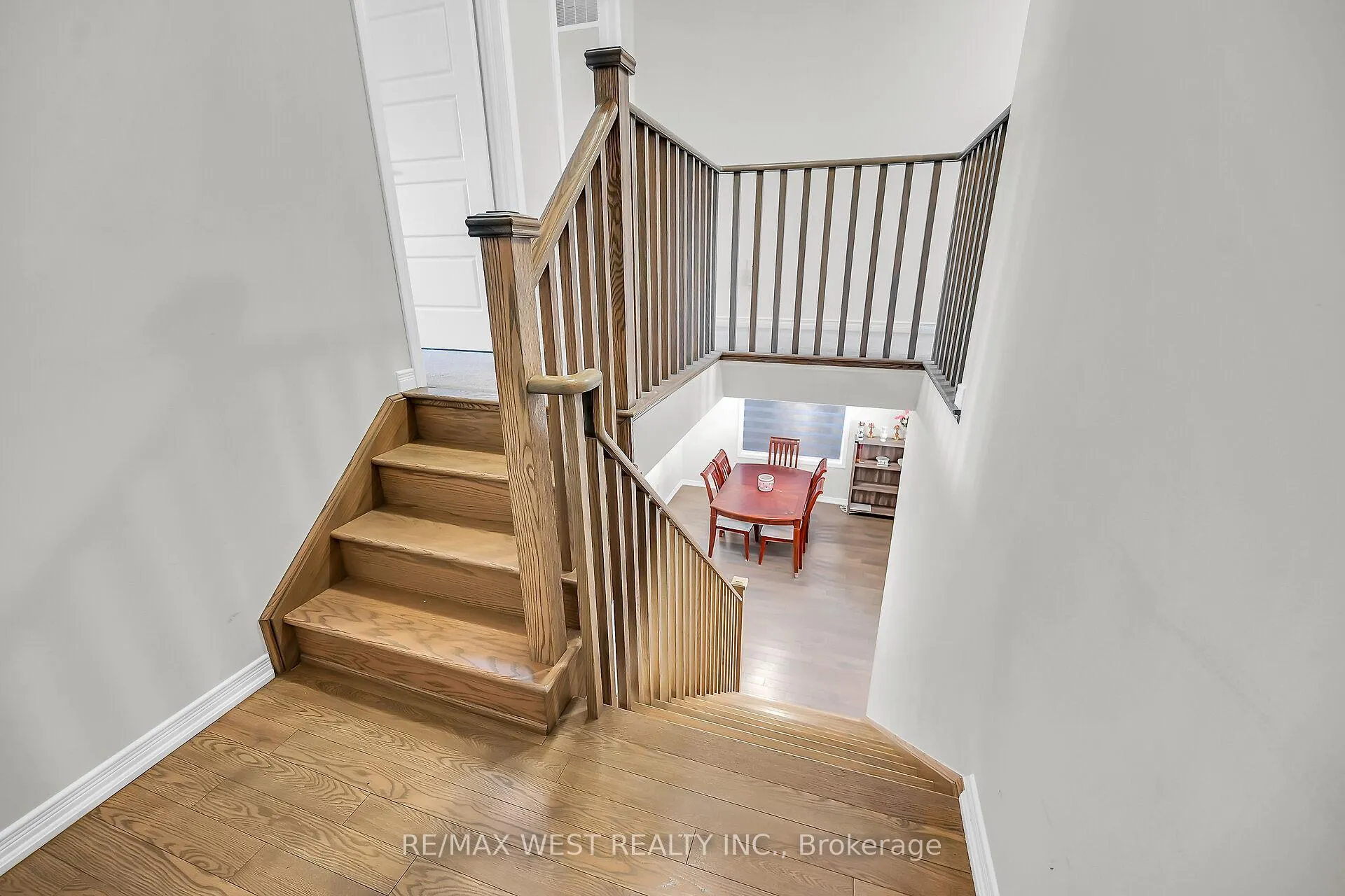 Photo 26 of 68 Cooke Avenue, Brantford — HOMEH