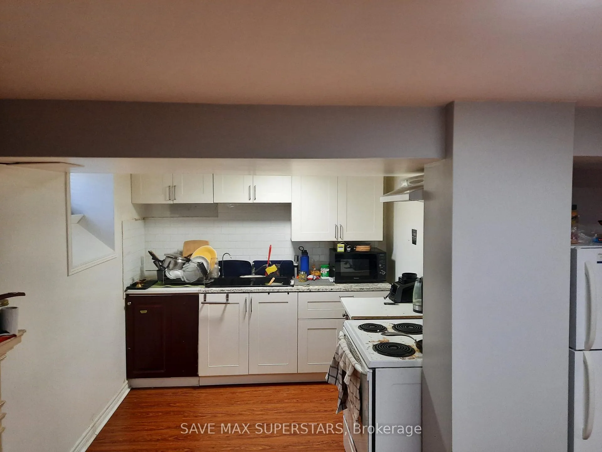 Photo 3 of Unit Lower, 155 Gunn Street, Barrie, Wellington — HOMEH