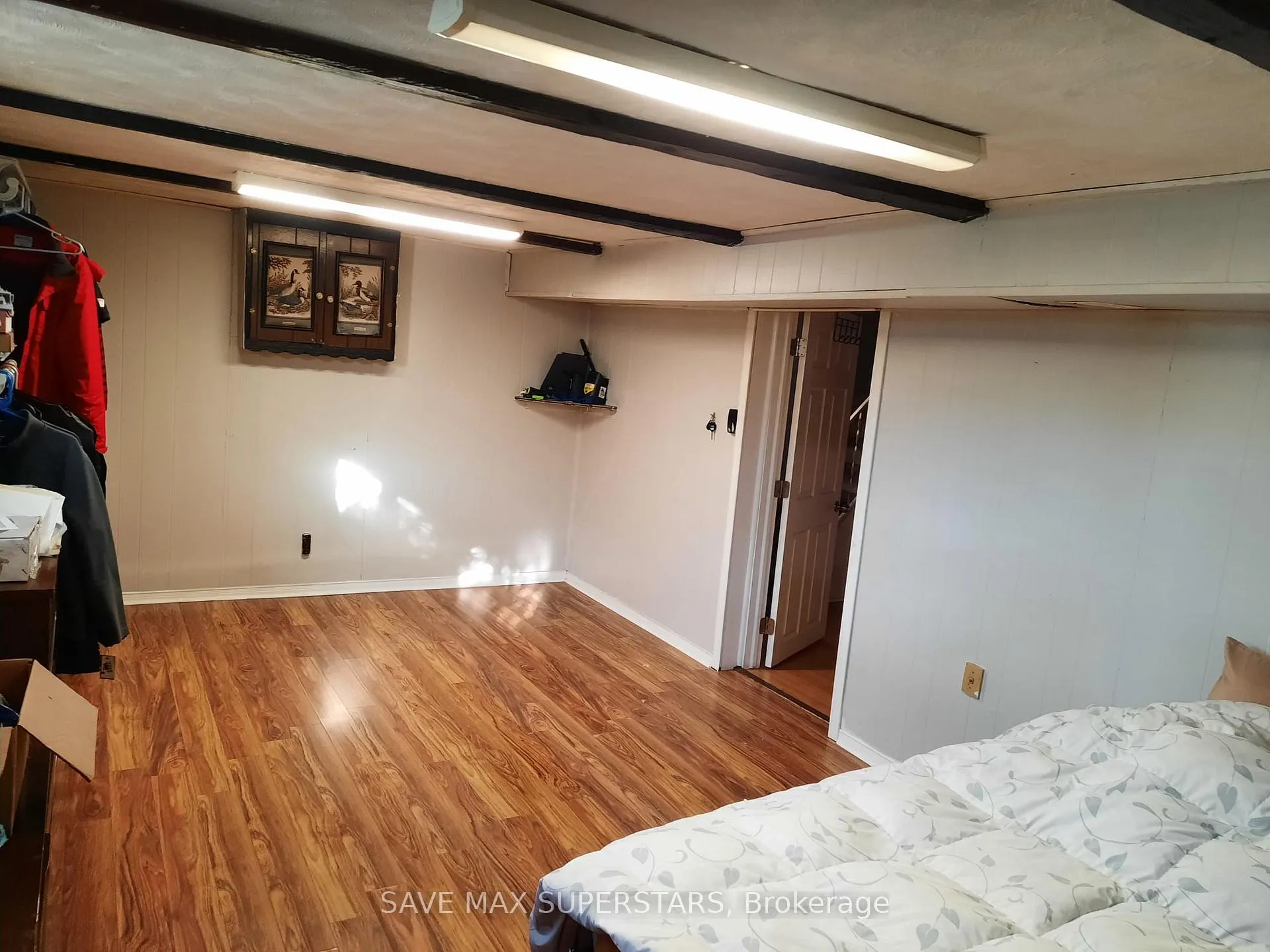 Photo 5 of Unit Lower, 155 Gunn Street, Barrie, Wellington — HOMEH